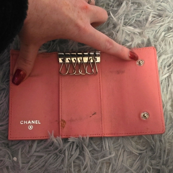 Chanel Camilla Pink With Silver Hardware 6 Ring Key Holder (EUC)(RARE)(16628028) - Picture 6 of 11